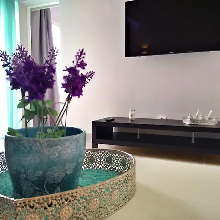 Apartment Luxury Renevapartment Island Village