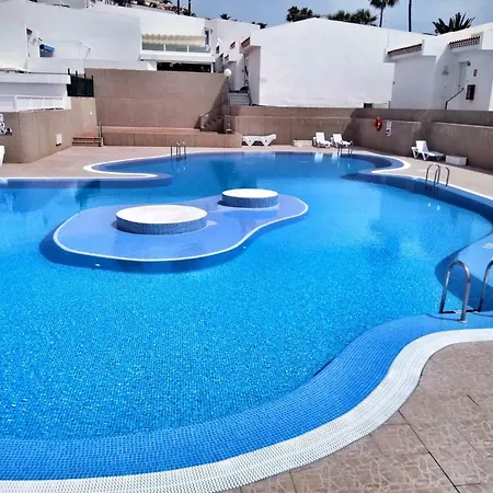 Luxury Renevapartment Island Village *